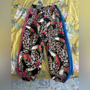 NWT Farm Rio mixed toucan sweatpants. Size XS.